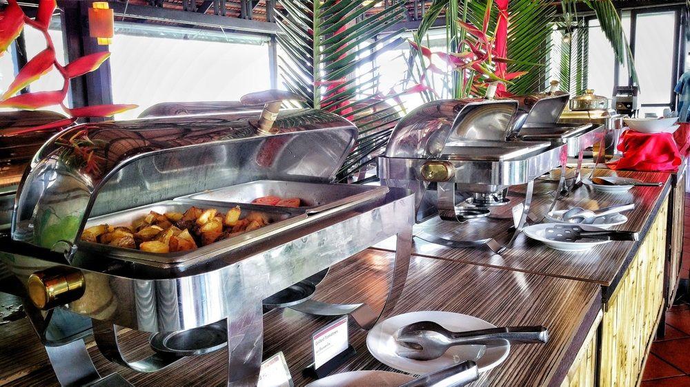 D Varee Mai Khao Beach Екстериор снимка