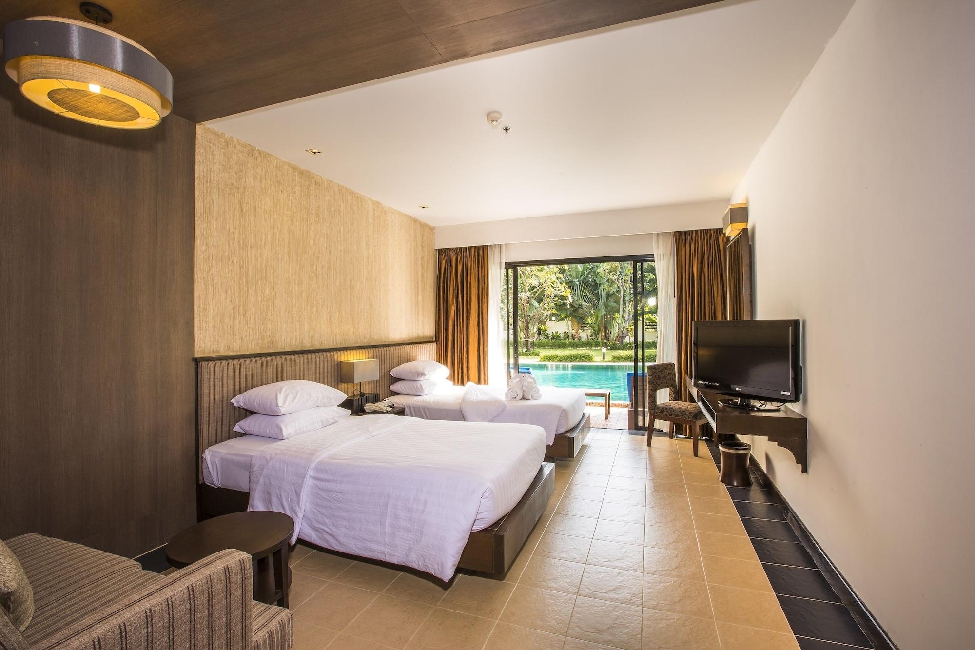 D Varee Mai Khao Beach Екстериор снимка