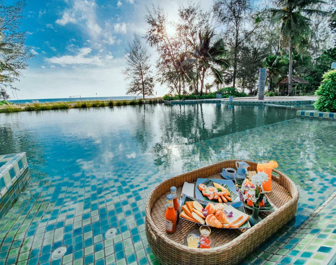 D Varee Mai Khao Beach Екстериор снимка